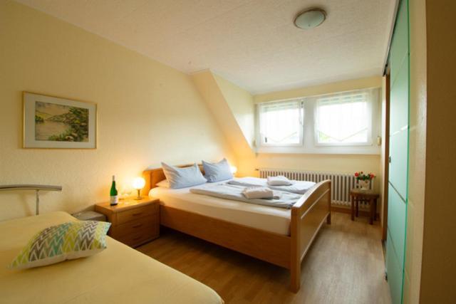 Hôtel Wein Und Gastehaus Marlene Pohl à Kinheim Extérieur photo